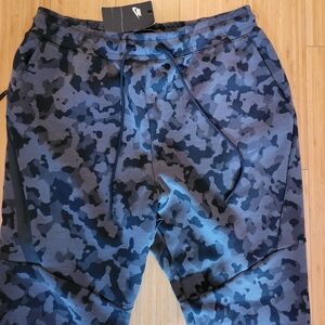 Nike tapered joggers
